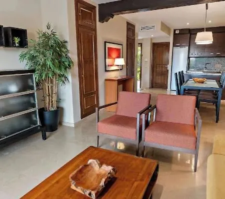 Polarsol Aparta-hotel, Privado
